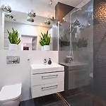 Urban Nest - Dluga Grobla Appartement *
